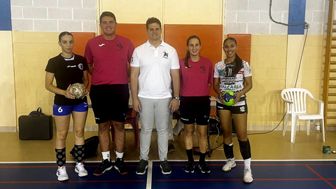 El Balonmano Estudiantes se lleva la 'Maravillas Cup' 