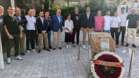 La RFEF rinde homenaje a sus fallecidos / Rafa B&aacute;ez