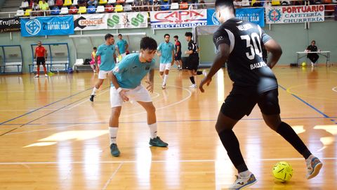 Debut de la UA Ceut&iacute; ante el Legan&eacute;s FS. Archivo