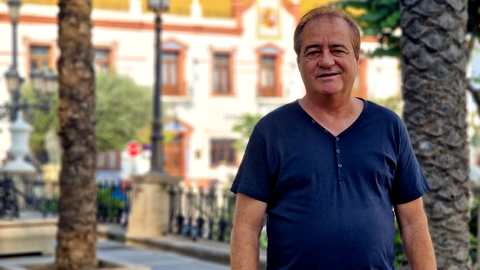 Gustavo Rodr&iacute;guez, examinador de Tr&aacute;fico durante los &uacute;ltimos 30 a&ntilde;os, se ha jubilado / Laura Ortiz