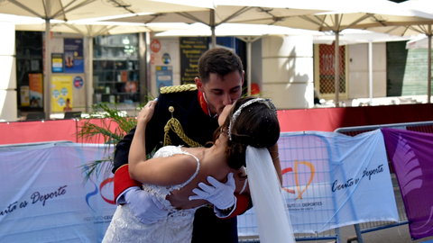 Elena y Yeray se dan el s&iacute; quiero / Rafa B&aacute;ez