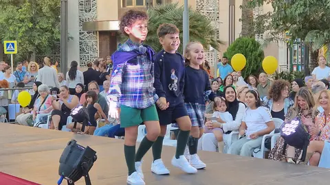Desfile de Beb&eacute;s Naira