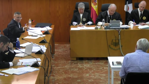 Uno de los testigos presta declaraci&oacute;n ante la sala