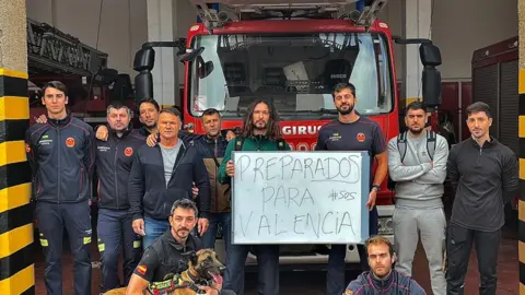 Los Bomberos, de camino a Valencia