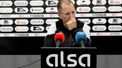Jos&eacute; Juan Romero en la sala de prensa del Murube 