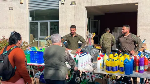 Los Regulares de Ceuta contin&uacute;an su labor en Algemesi