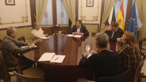 Reuni&oacute;n de la Asociaci&oacute;n de Promotores con los responsables de Fomento _ CECE