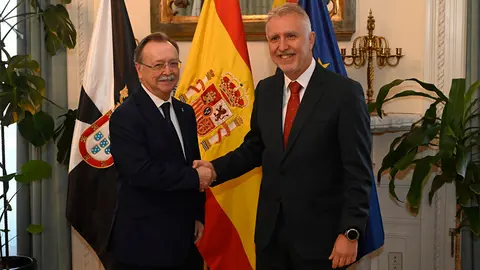 Encuentro entre el presidente Vivas y el Ministro Torres