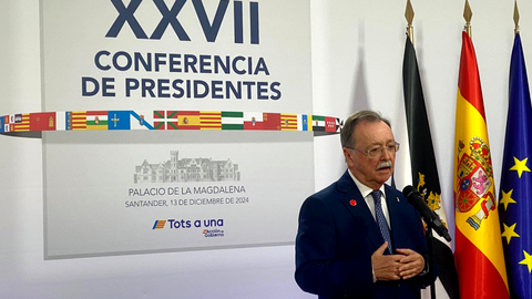 Juan Vivas durante su intervenci&oacute;n tras la Conferencia de Presidentes