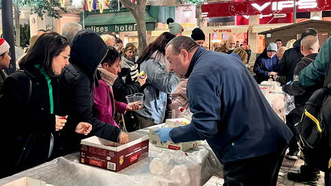 Polvoron&aacute; en la plaza de Espa&ntilde;a (20)