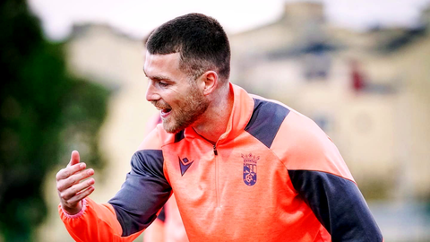 Gonzalo Almenara estar&aacute; disponible para el encuentro ante el Yeclano Deportivo 