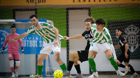 Dur&iacute;sima derrota de la UA Ceut&iacute; ante el Real Betis Futsal. Foto: Real Betis Futsal