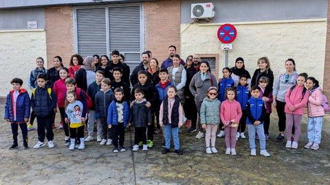 Alumnos del Beatriz de Silva antes de su ruta senderista / Rafa B&aacute;ez