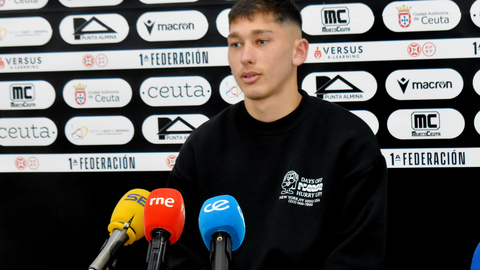 Mart&iacute;n Bellotti, jugador de la AD Ceuta FC