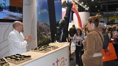 FITUR D&Iacute;A 2