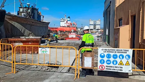 Inicio de los trabajos en la Lonja Pesquera y Muelle de Carga