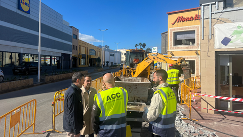 Visita a las obras de la zona de las cafeter&iacute;as de Ca&ntilde;onero Dato