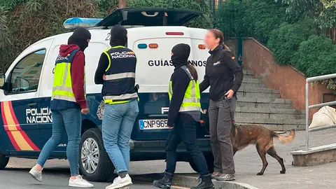 Operaci&oacute;n contra el narcotr&aacute;fico / Mohammed Ettouileb