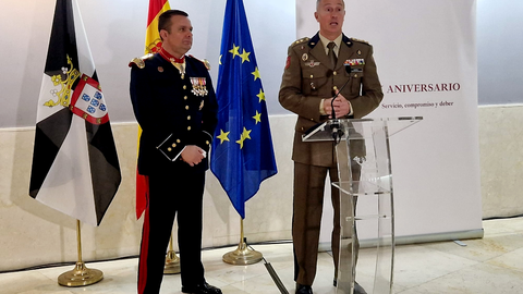 El Coronel Jefe de la Guardia Real y el Coronel al mando de la Unidad de m&uacute;sica de la misma, este viernes en Ceuta