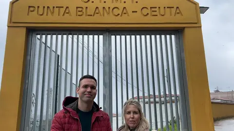 Visita de Carlos Verdejo y Teresa L&oacute;pez al Centro de Punta Blanca