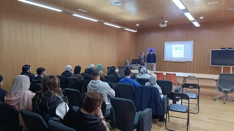 Charla en la escuela de la Construcci&oacute;n