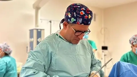 Vicente Dieguez, responsable del Servicio de Urolog&iacute;a del HUCE