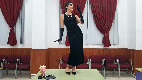 Exposici&oacute;n 'Pioneras del pasado' en el Camoens / C&eacute;sar Mart&iacute;n