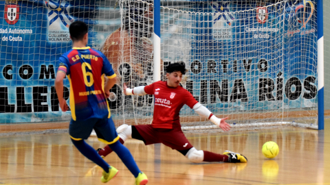 Derbi caballa en la Divisi&oacute;n de Honor Juvenil entre el Deportivo Ceut&iacute; y el CD Puerto (16)