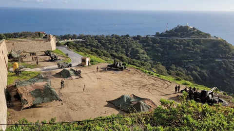 Ejercicio de tiro antia&eacute;reo protagonizado por sargentos de la Academia de Artiller&iacute;a del Ej&eacute;rcito de Tierra / COMGECEU