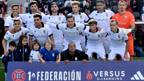Once inicial de la AD Ceuta FC ante el H&eacute;rcules. Foto: Rafa B&aacute;ez