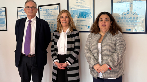 Jes&uacute;s Lopera, Isabel Mu&ntilde;oz y Cristina P&eacute;rez en el 15 aniversario del HUCE / Alma Palomino