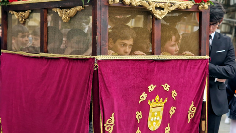 Procesi&oacute;n de Los Ni&ntilde;os del Colegio San Agust&iacute;n  / Laura Ortiz