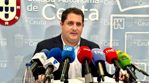 El portavoz del Gobierno durante la rueda de prensa de este martes / Mohammed Ettouileb