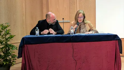 Charla sobre la pasi&oacute;n / Rafa B&aacute;ez