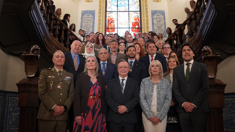 Entrega Medalla de Plata a t&iacute;tulo P&oacute;stumo / Esther Z&aacute;rate