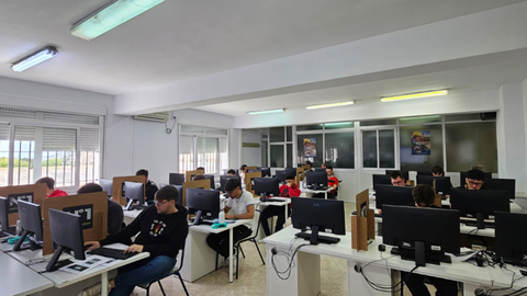 Fase previa clasificatoria para la competici&oacute;n CeutaSkills, en el CIFP N&ordm;1 / Cedida