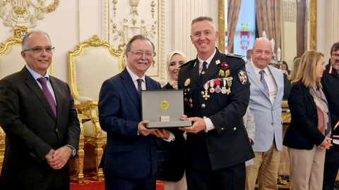 Homenaje a los Funcionarios de la Ciudad Aut&oacute;noma de Ceuta / Laura Ortiz