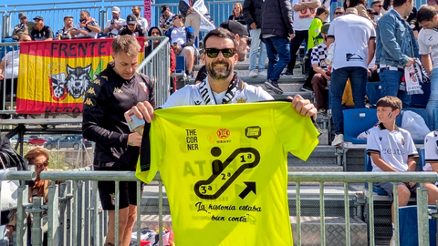 Aficionados de la AD Ceuta FC en Fuenlabrada (1)