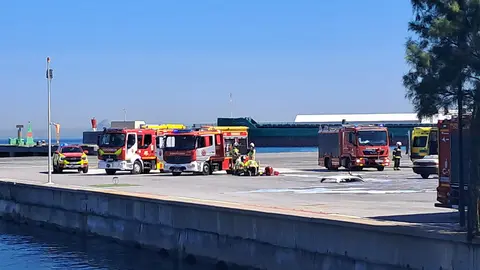 Simulacro en el Helipuerto / C&eacute;sar Mart&iacute;n