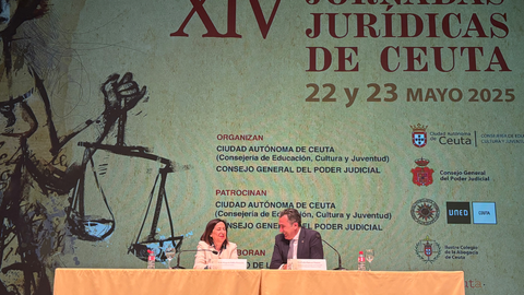 Margarita Robles y Carlos Rontom&eacute; en las XIV Jornadas Jur&iacute;dicas / Alma Palomino