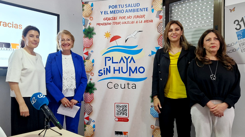 Presentaci&oacute;n de la campa&ntilde;a 'Playa Sin Humo' de la Consejer&iacute;a de Sanidad