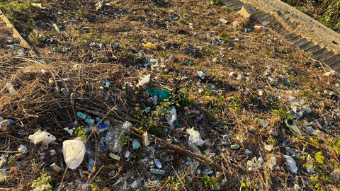 Acumulaci&oacute;n de basura en San Antonio / Alma Palomino