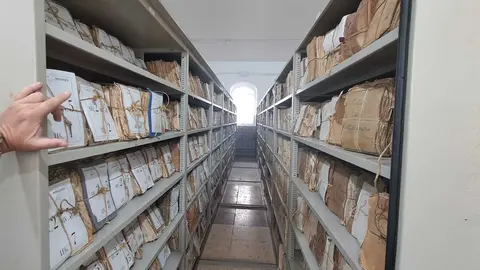 Archivo Intermedio militar / C&eacute;sar Mart&iacute;n