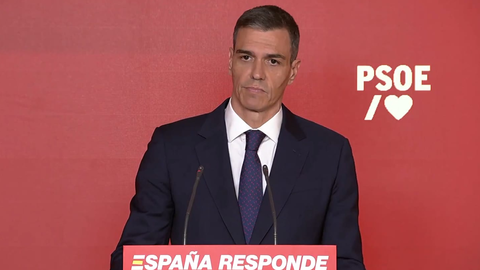Pedro S&aacute;nchez en la sede de Ferraz durante una comparecencia / Archivo