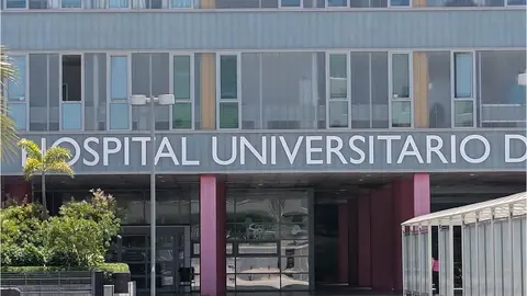 Hospital Universitario / Rafa B&aacute;ez