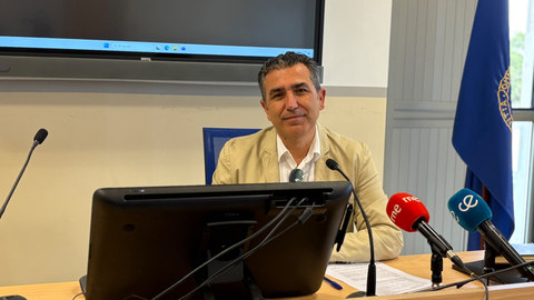Carlos Rontom&eacute;, director de la UNED Ceuta / Alma Palomino