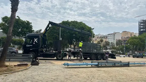 Instalaci&oacute;n del alumbrado / Laura Ortiz