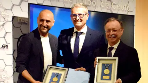 Lugay Hamido, Garc&iacute;a Gaona y Vivas en la sede de la RFFCE