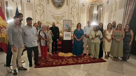 Presentaci&oacute;n del cartel de la Virgen &Aacute;frica / C&eacute;sar Mart&iacute;n