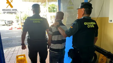 Detenido por delitos sexuales contra menores / Guardia Civil